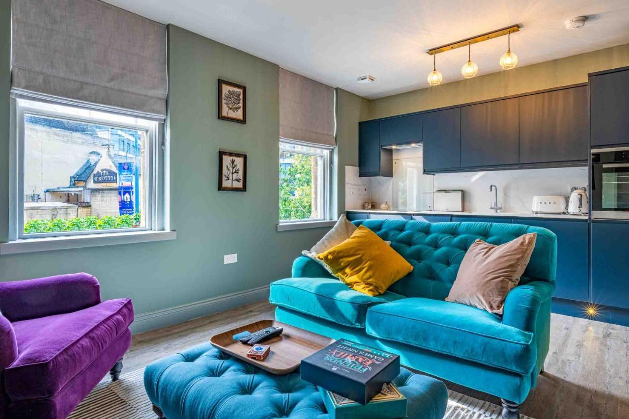 Beautiful Modern 1 Bedroom Apartment, City Centre Bath Luaran gambar